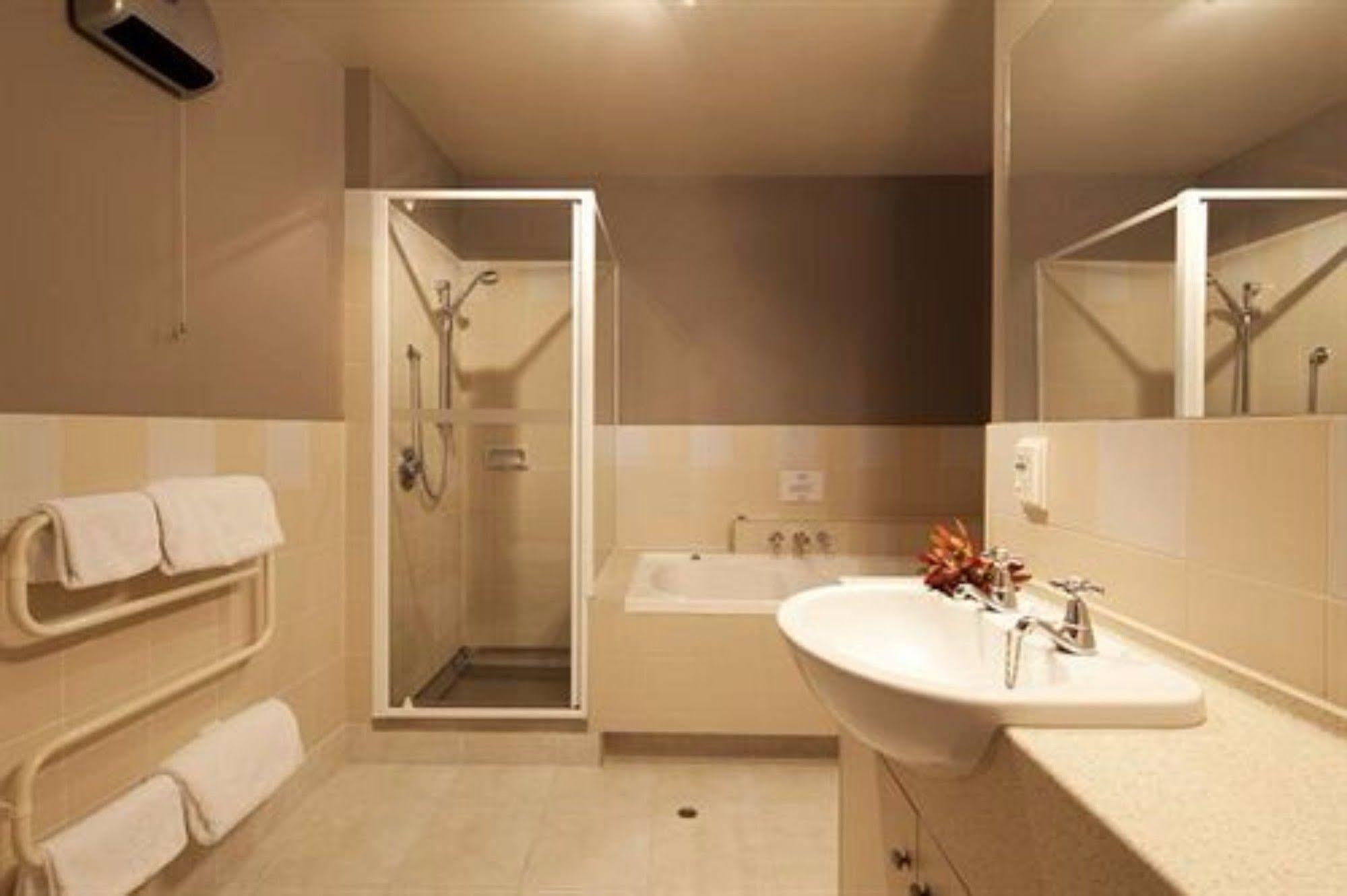 Apartments At Spinnaker Bay Queenstown Exterior foto